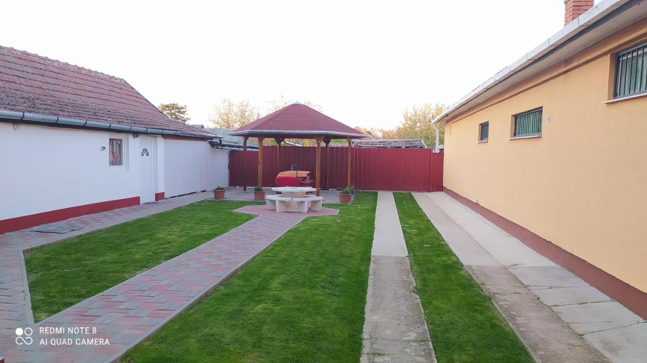 Abacskó Ház Vila Abádszalók Exterior foto